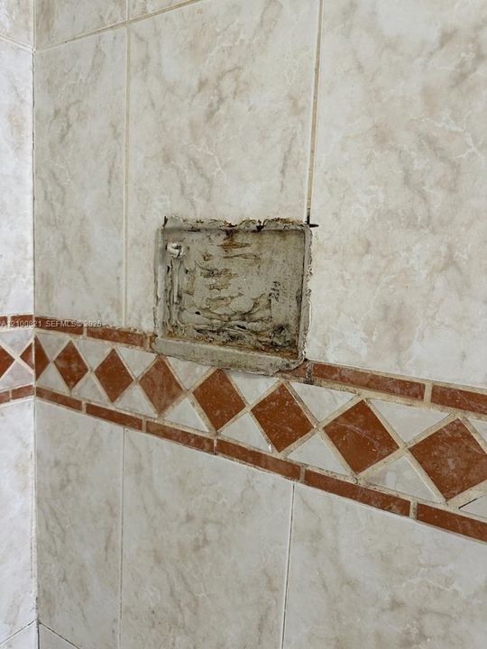 В аренду: $2,290 (2 спален, 2 ванн, 932 Квадратных фут)