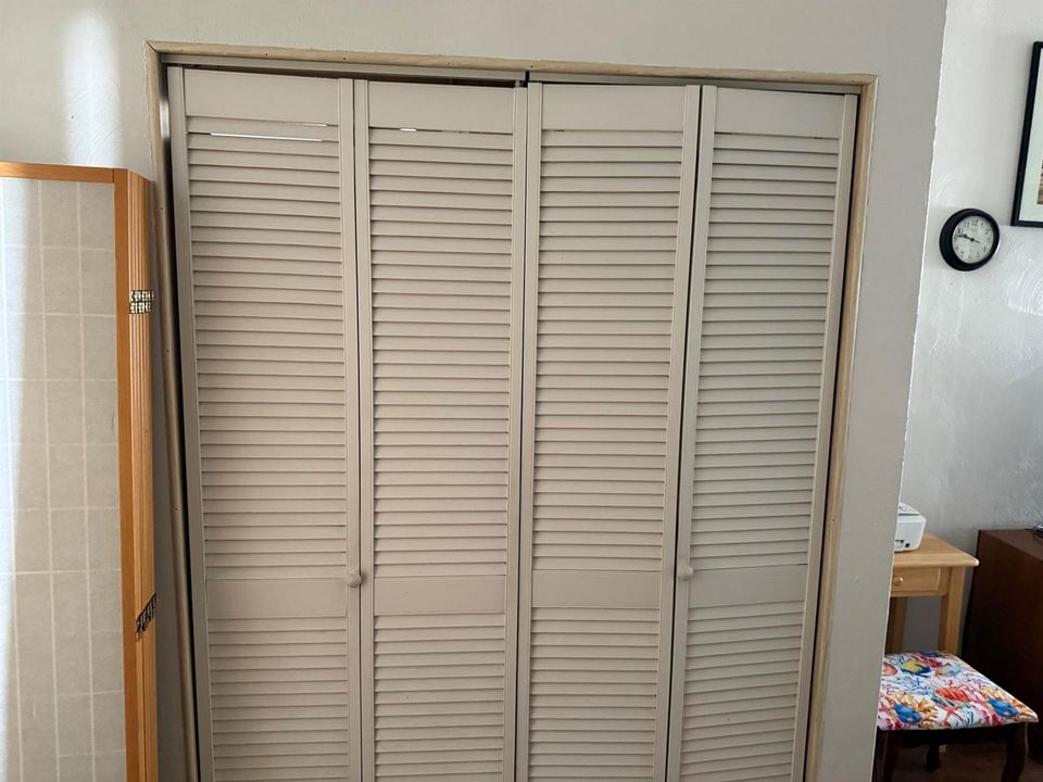 closet 2