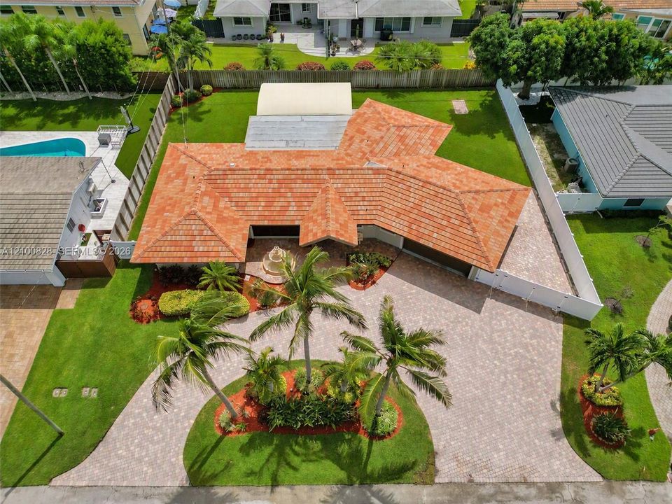 В аренду: $6,450 (3 спален, 2 ванн, 2016 Квадратных фут)