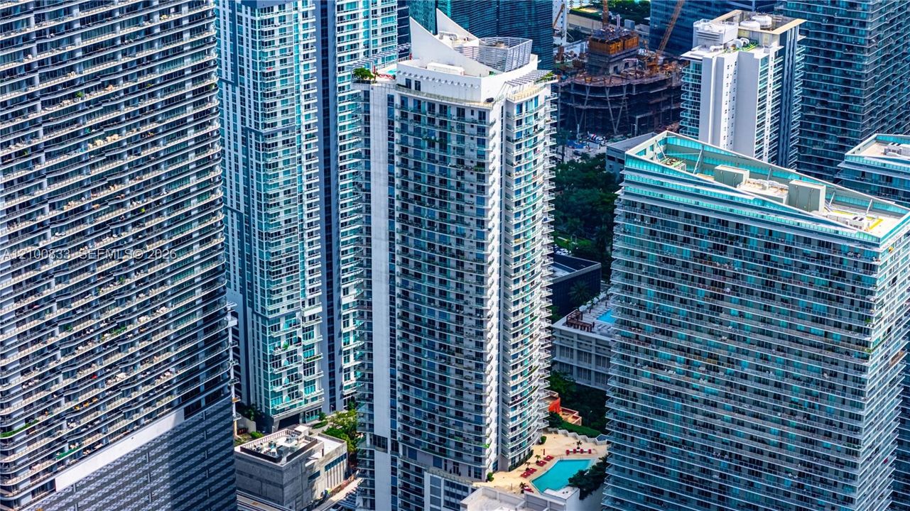 На продажу: $649,000 (2 спален, 2 ванн, 910 Квадратных фут)
