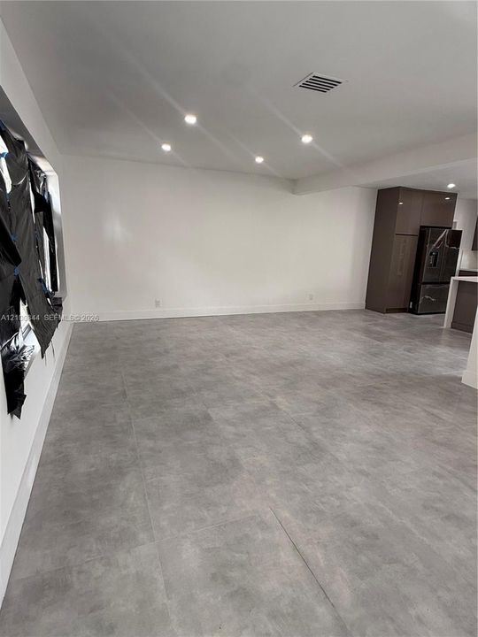 En Venta: $745,000 (3 camas, 2 baños, 1617 Pies cuadrados)