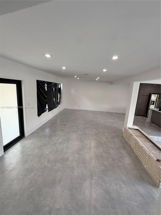 En Venta: $745,000 (3 camas, 2 baños, 1617 Pies cuadrados)