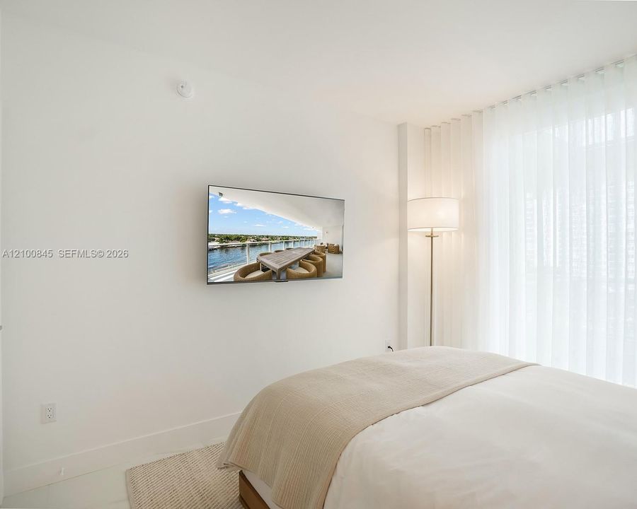For Rent: $13,500 (3 beds, 2 baths, 0 Square Feet)