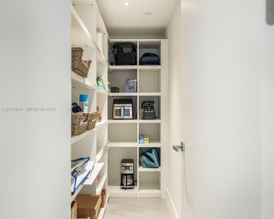 For Rent: $13,500 (3 beds, 2 baths, 0 Square Feet)