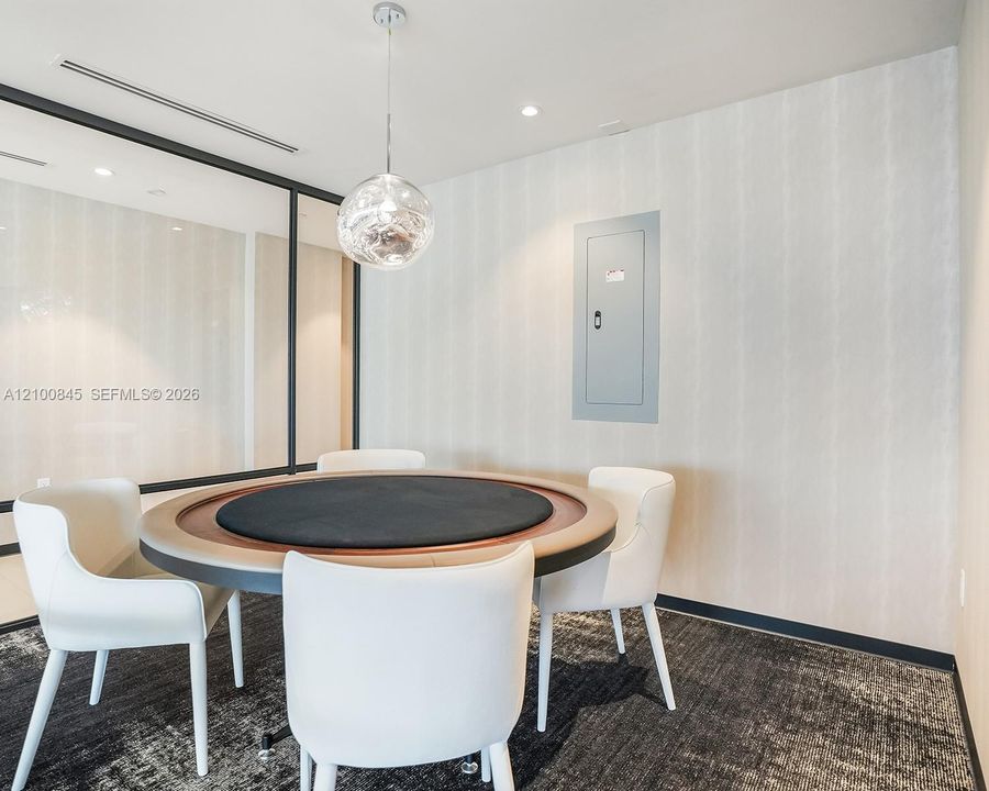 For Rent: $13,500 (3 beds, 2 baths, 0 Square Feet)