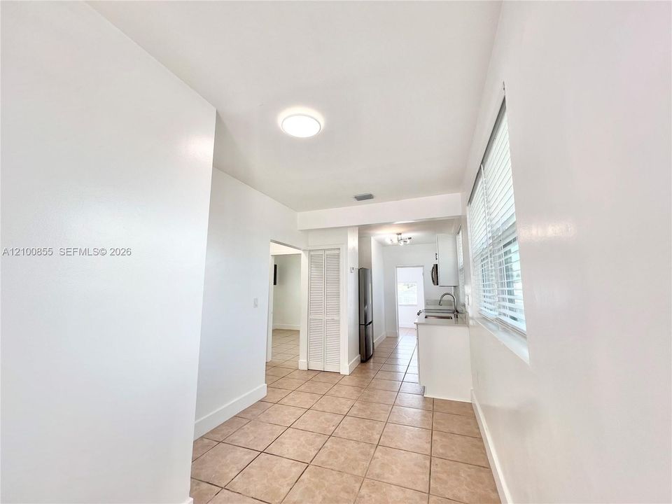 En Renta: $2,700 (2 camas, 1 baños, 1653 Pies cuadrados)