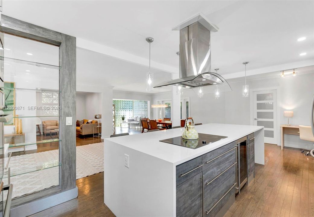 En Venta: $2,200,000 (3 camas, 3 baños, 2148 Pies cuadrados)