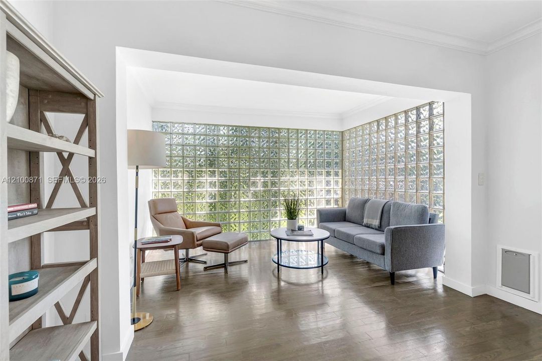 En Venta: $2,200,000 (3 camas, 3 baños, 2148 Pies cuadrados)