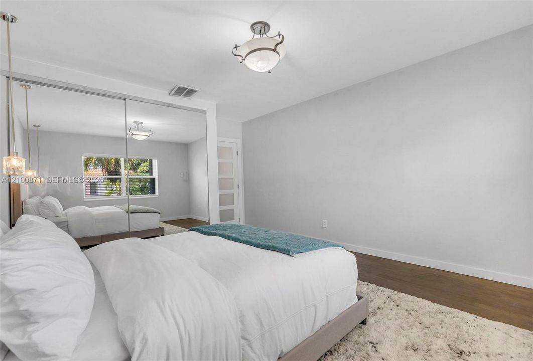En Venta: $2,200,000 (3 camas, 3 baños, 2148 Pies cuadrados)