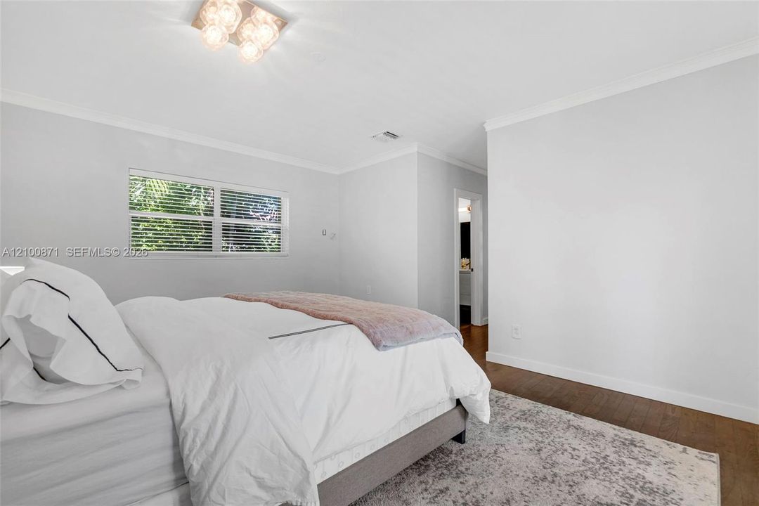 En Venta: $2,200,000 (3 camas, 3 baños, 2148 Pies cuadrados)