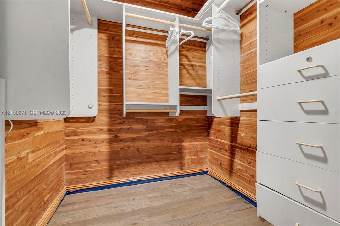 En Venta: $2,200,000 (3 camas, 3 baños, 2148 Pies cuadrados)