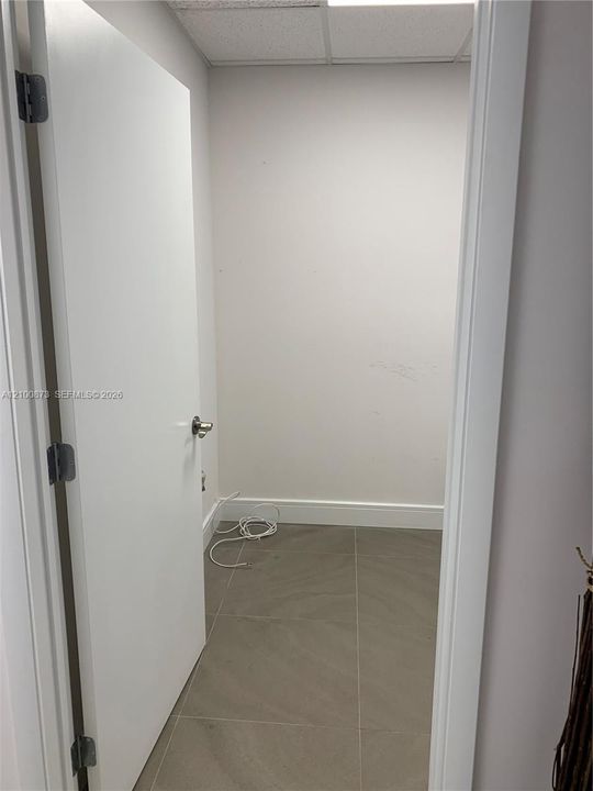 В аренду: $3,000 (0 спален, 0 ванн, 0 Квадратных фут)
