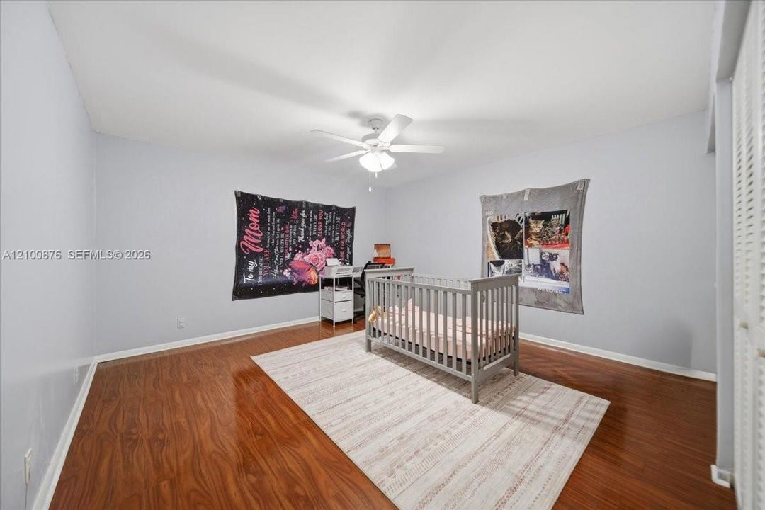 For Sale: $450,000 (3 beds, 2 baths, 1844 Square Feet)