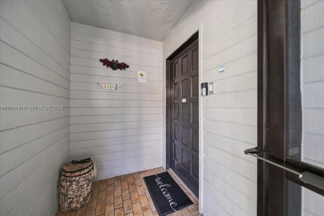 For Sale: $450,000 (3 beds, 2 baths, 1844 Square Feet)