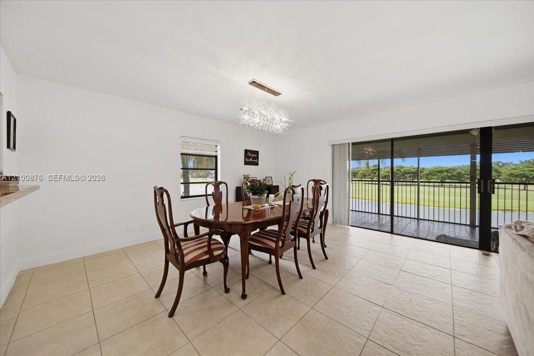 For Sale: $450,000 (3 beds, 2 baths, 1844 Square Feet)