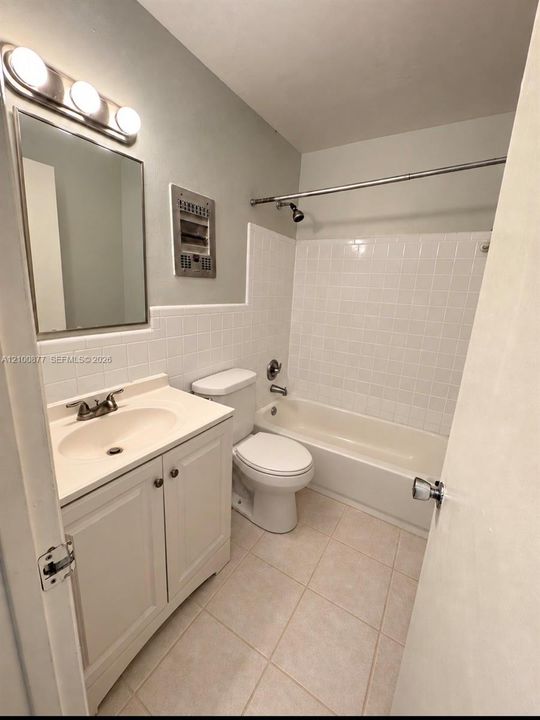 En Renta: $1,700 (1 camas, 1 baños, 2809 Pies cuadrados)