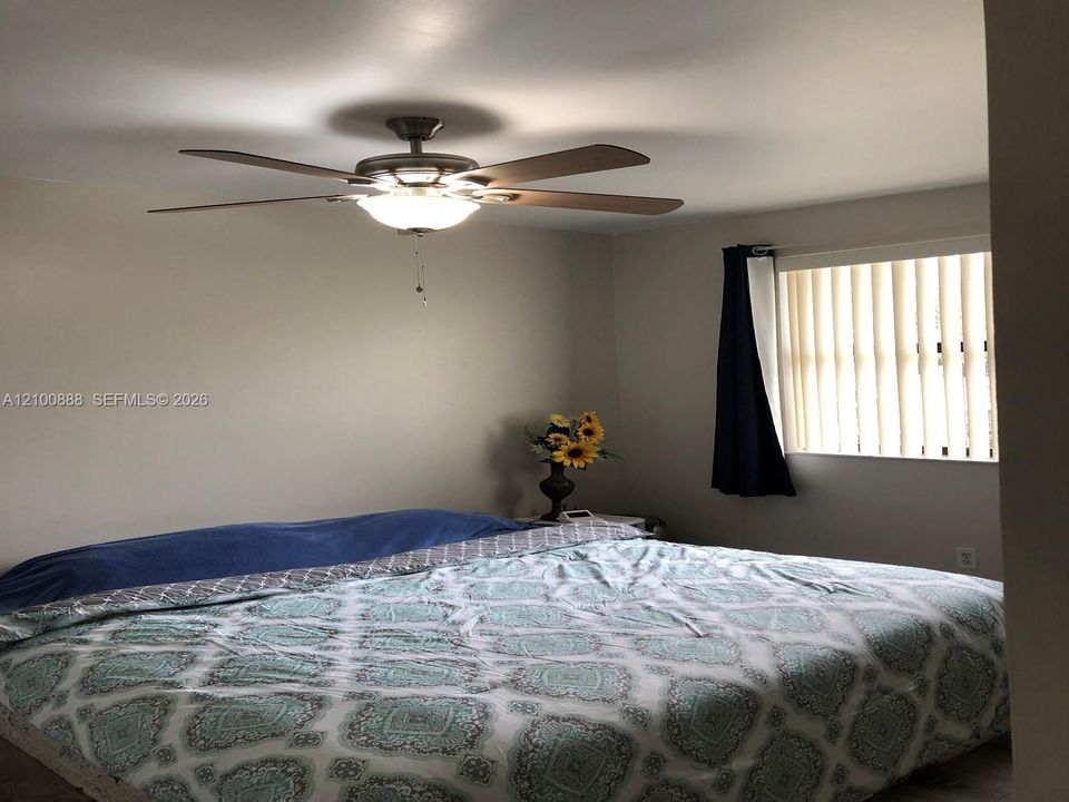 В аренду: $2,399 (3 спален, 2 ванн, 858 Квадратных фут)