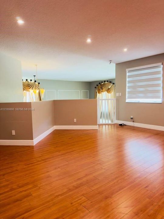 For Rent: $6,200 (4 beds, 2 baths, 3284 Square Feet)