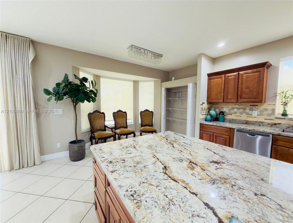 For Rent: $6,200 (4 beds, 2 baths, 3284 Square Feet)
