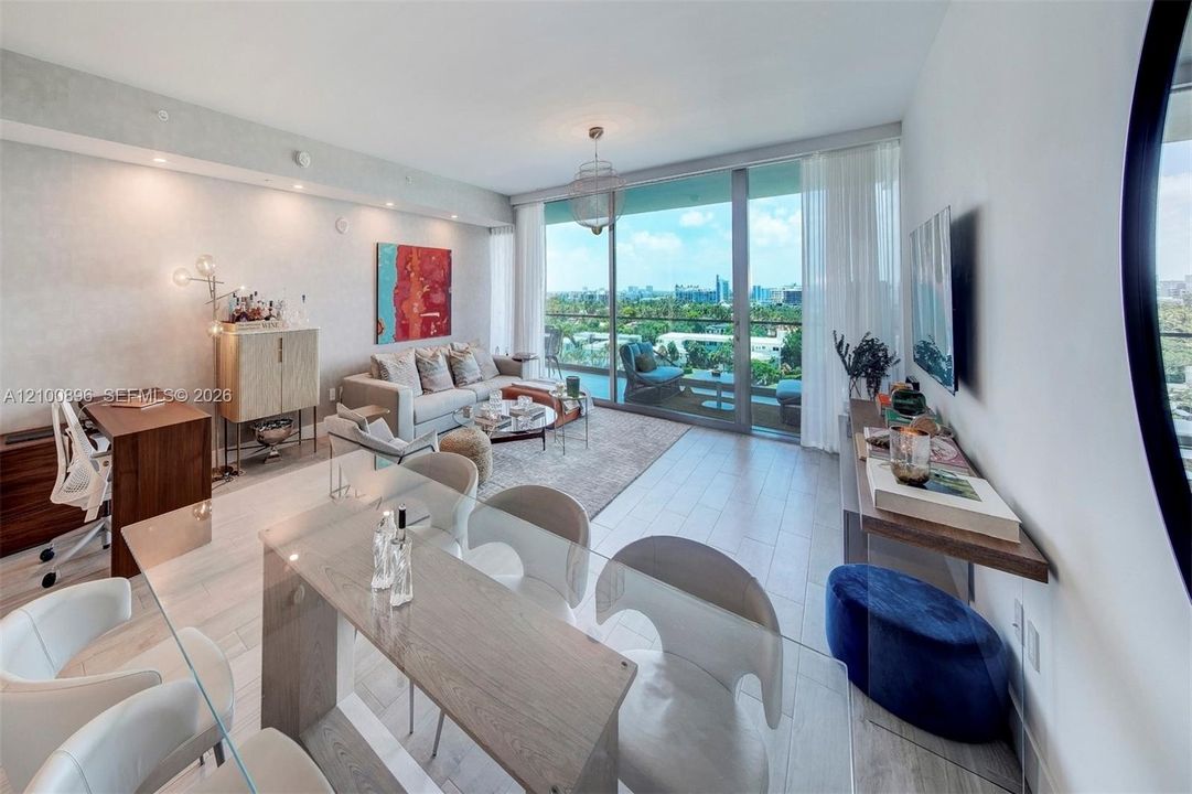 For Sale: $2,500,000 (1 beds, 1 baths, 1267 Square Feet)