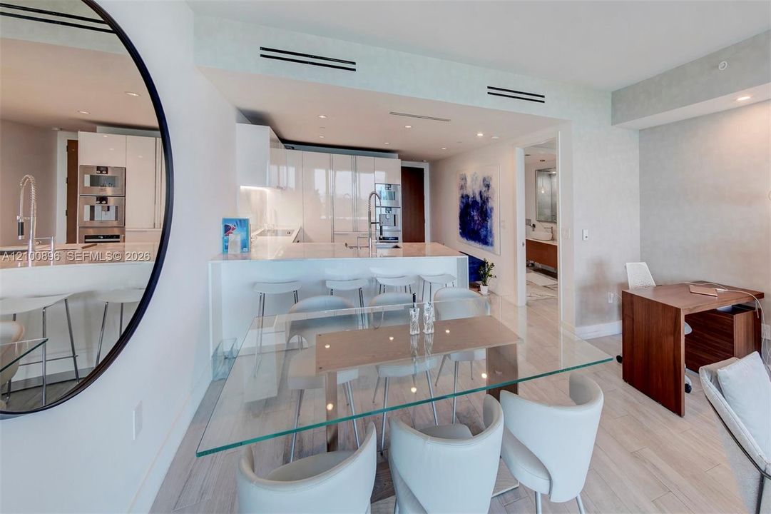 For Sale: $2,500,000 (1 beds, 1 baths, 1267 Square Feet)