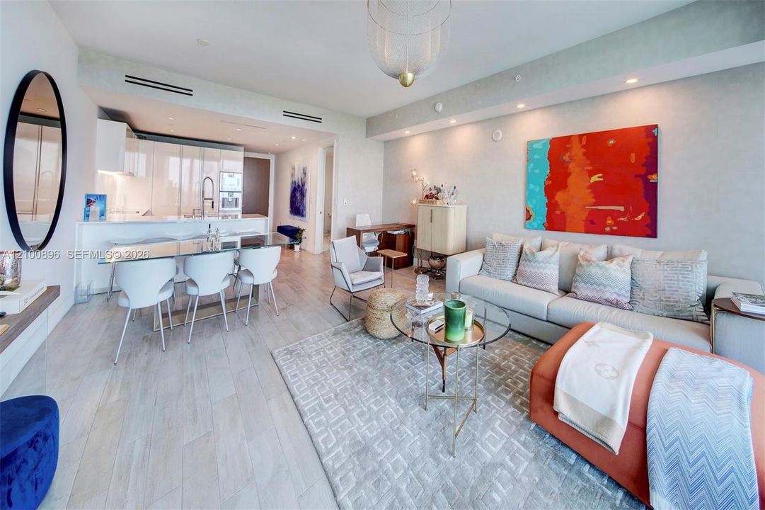 For Sale: $2,500,000 (1 beds, 1 baths, 1267 Square Feet)