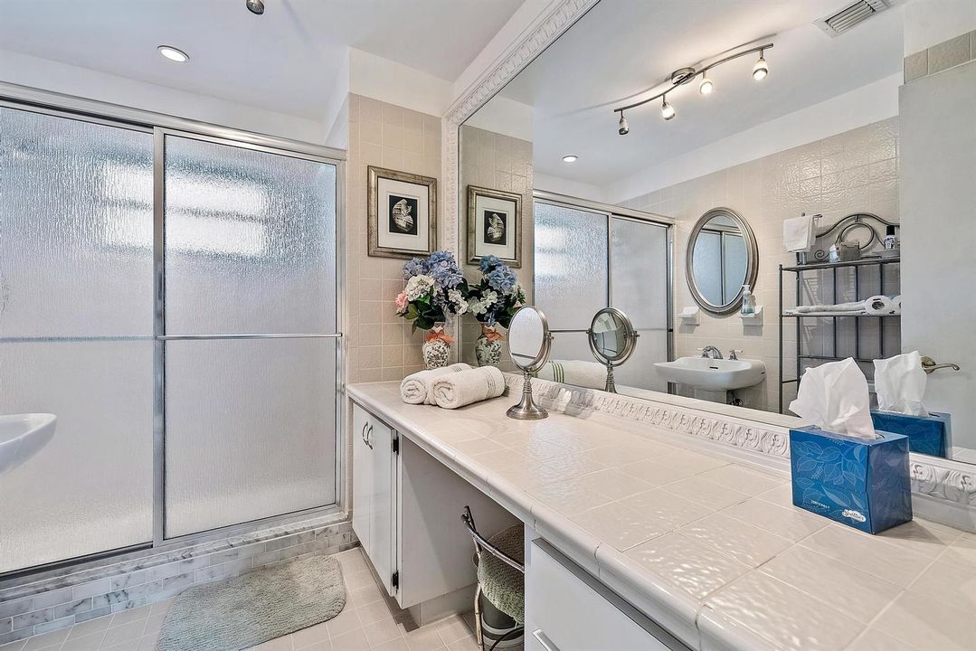 245 Arlington Rd -18
