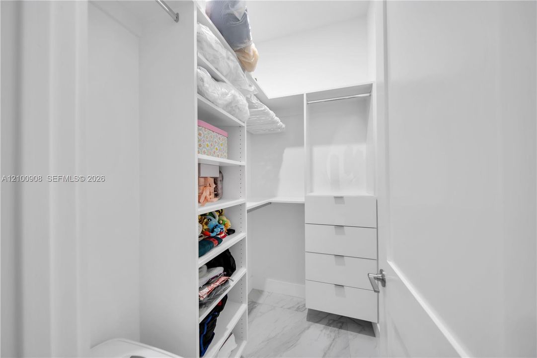На продажу: $549,000 (3 спален, 2 ванн, 1875 Квадратных фут)