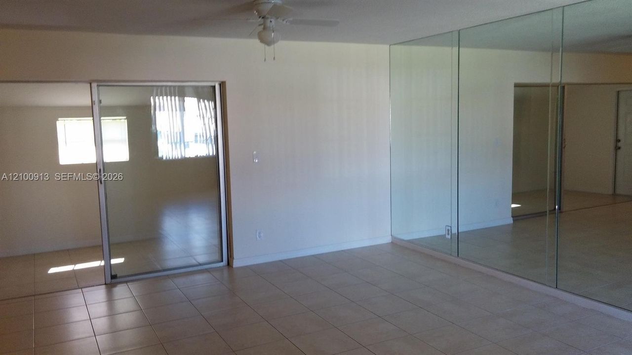 В аренду: $2,895 (3 спален, 2 ванн, 1529 Квадратных фут)