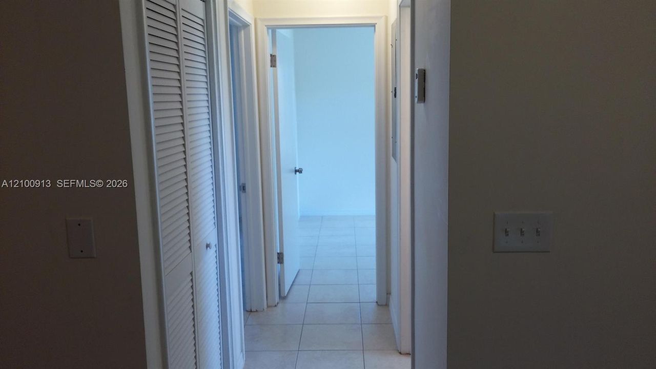 В аренду: $2,895 (3 спален, 2 ванн, 1529 Квадратных фут)