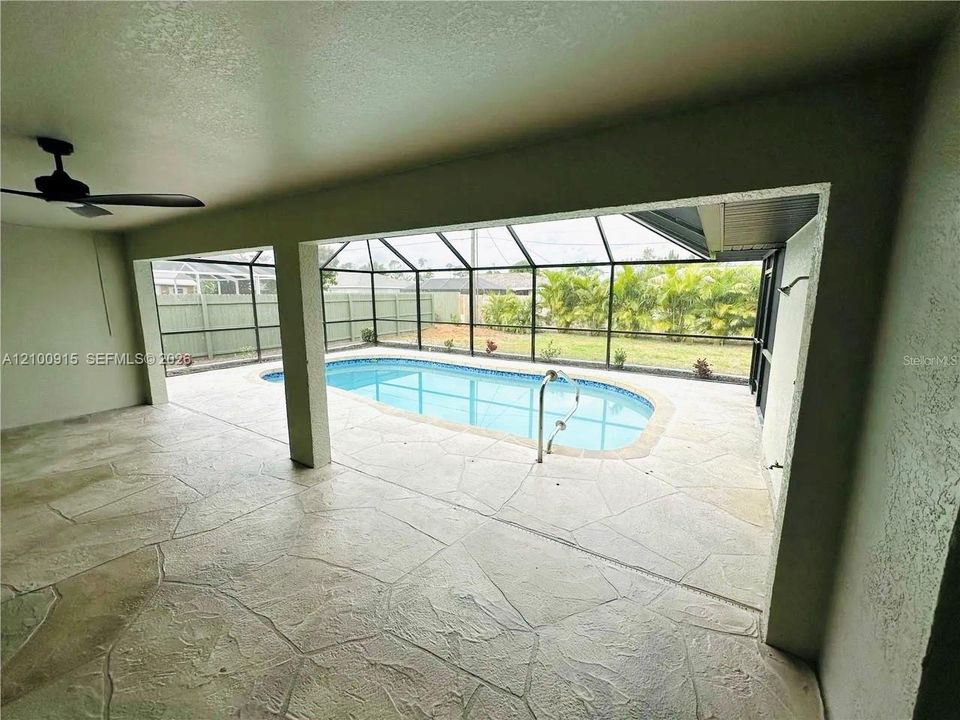En Venta: $449,000 (3 camas, 2 baños, 1747 Pies cuadrados)