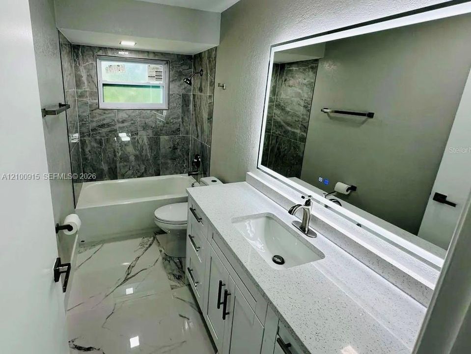En Venta: $449,000 (3 camas, 2 baños, 1747 Pies cuadrados)