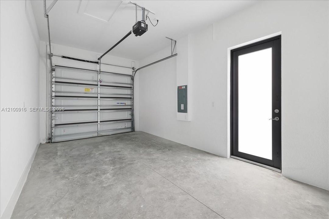 En Venta: $290,000 (3 camas, 3 baños, 0 Pies cuadrados)