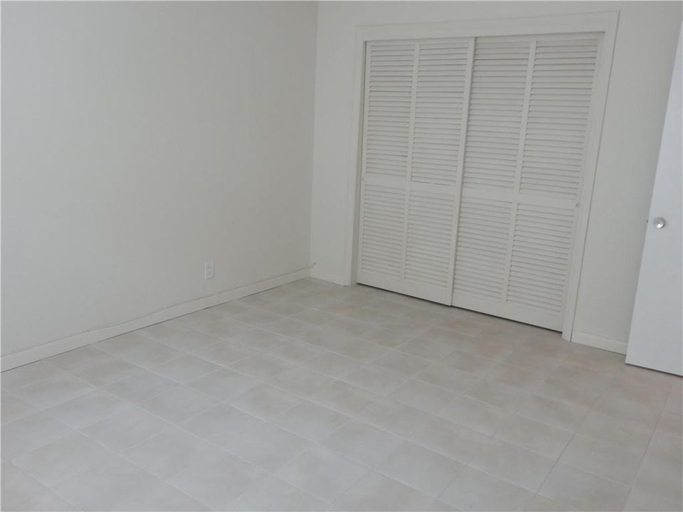 spacious bedroom