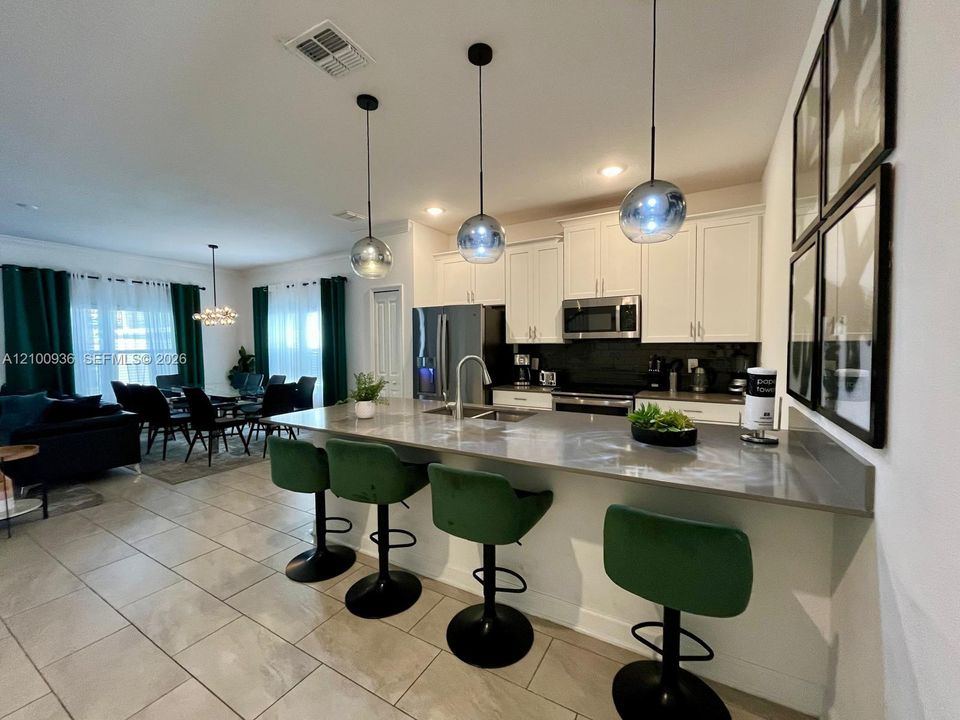 En Venta: $500,000 (5 camas, 4 baños, 0 Pies cuadrados)