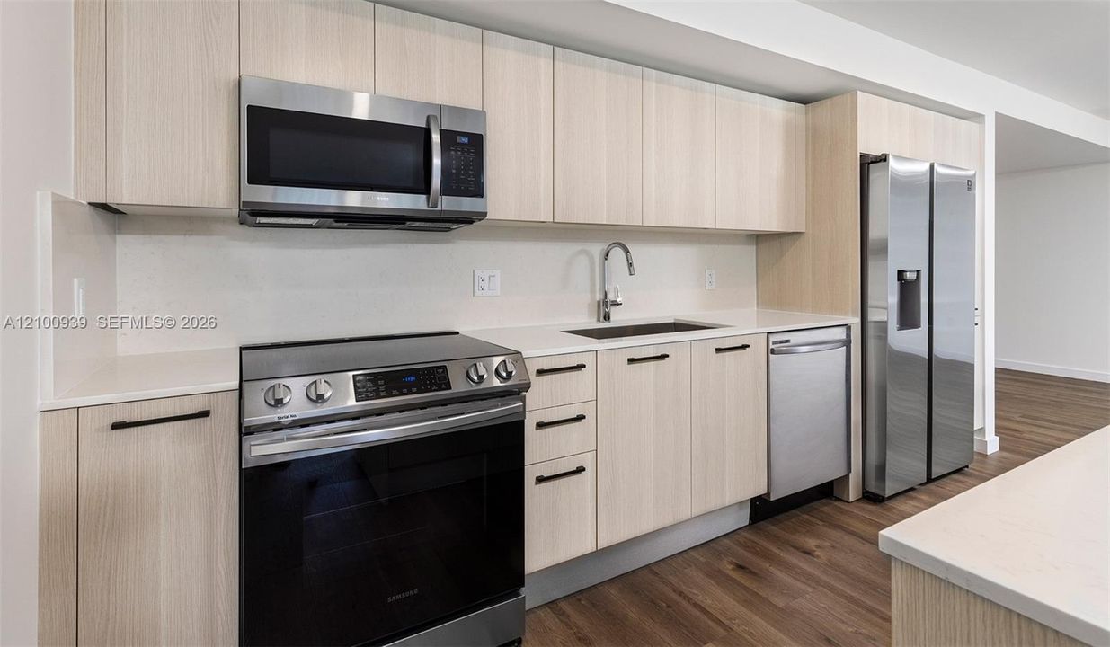 En Renta: $8,460 (3 camas, 3 baños, 2060 Pies cuadrados)