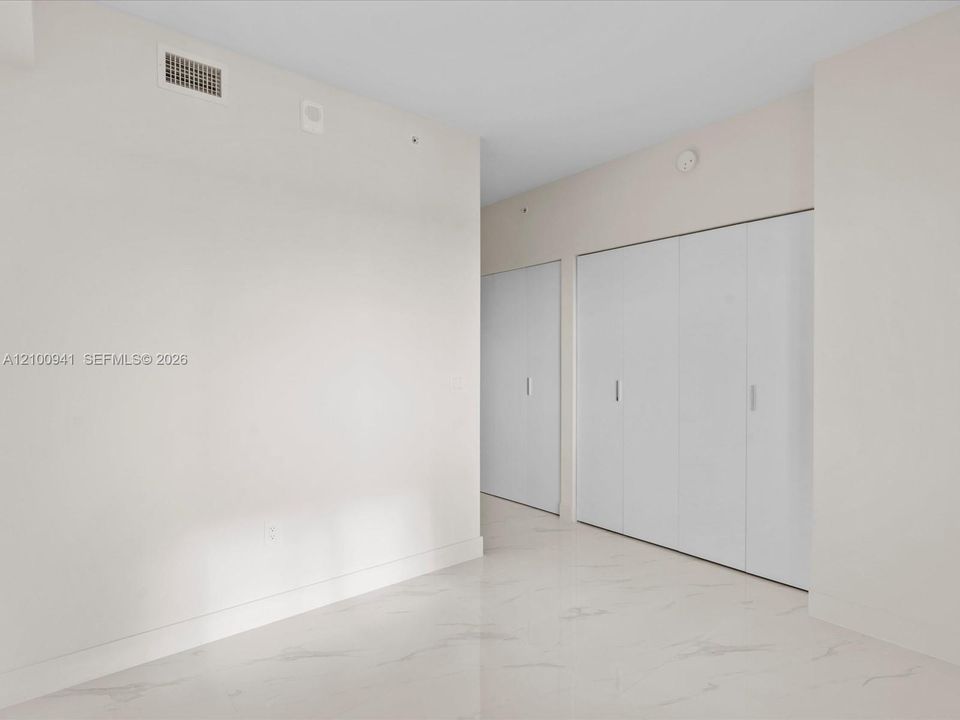 В аренду: $9,500 (2 спален, 3 ванн, 1545 Квадратных фут)