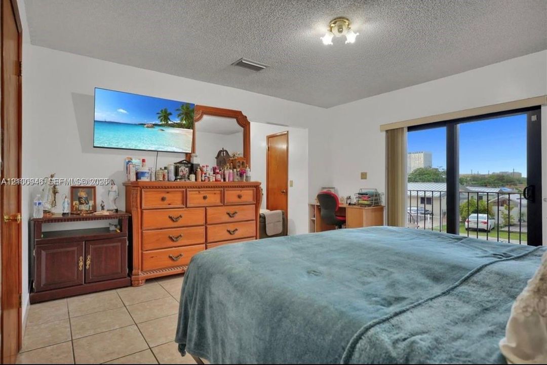 En Renta: $2,900 (3 camas, 2 baños, 1636 Pies cuadrados)