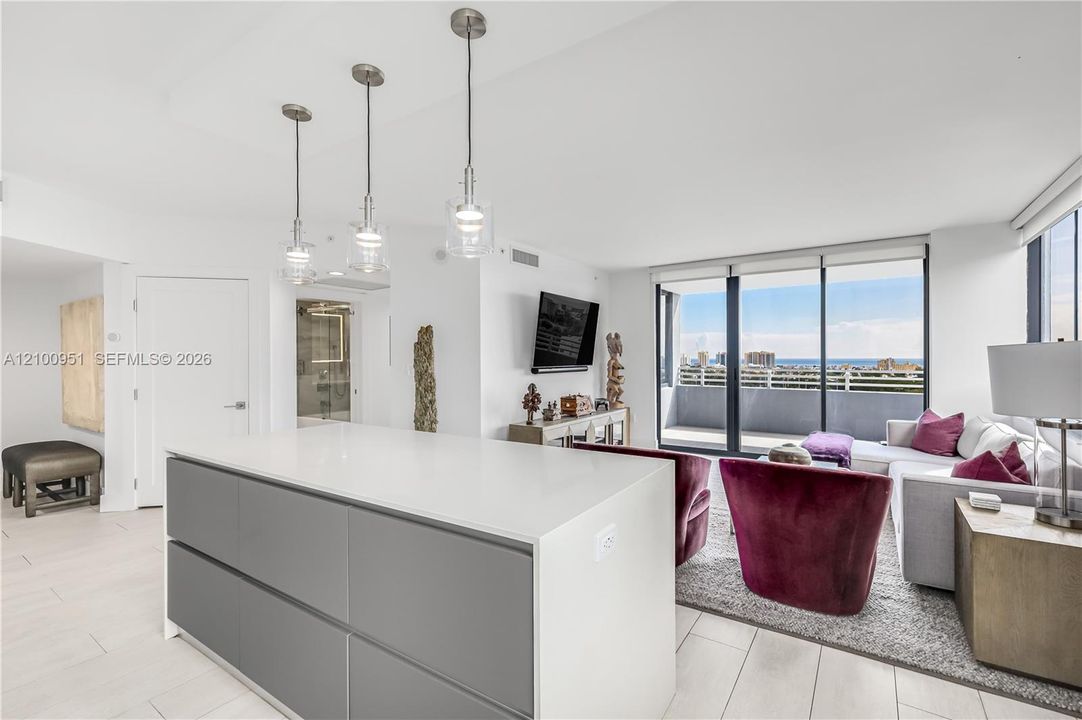 For Rent: $7,000 (2 beds, 2 baths, 1262 Square Feet)