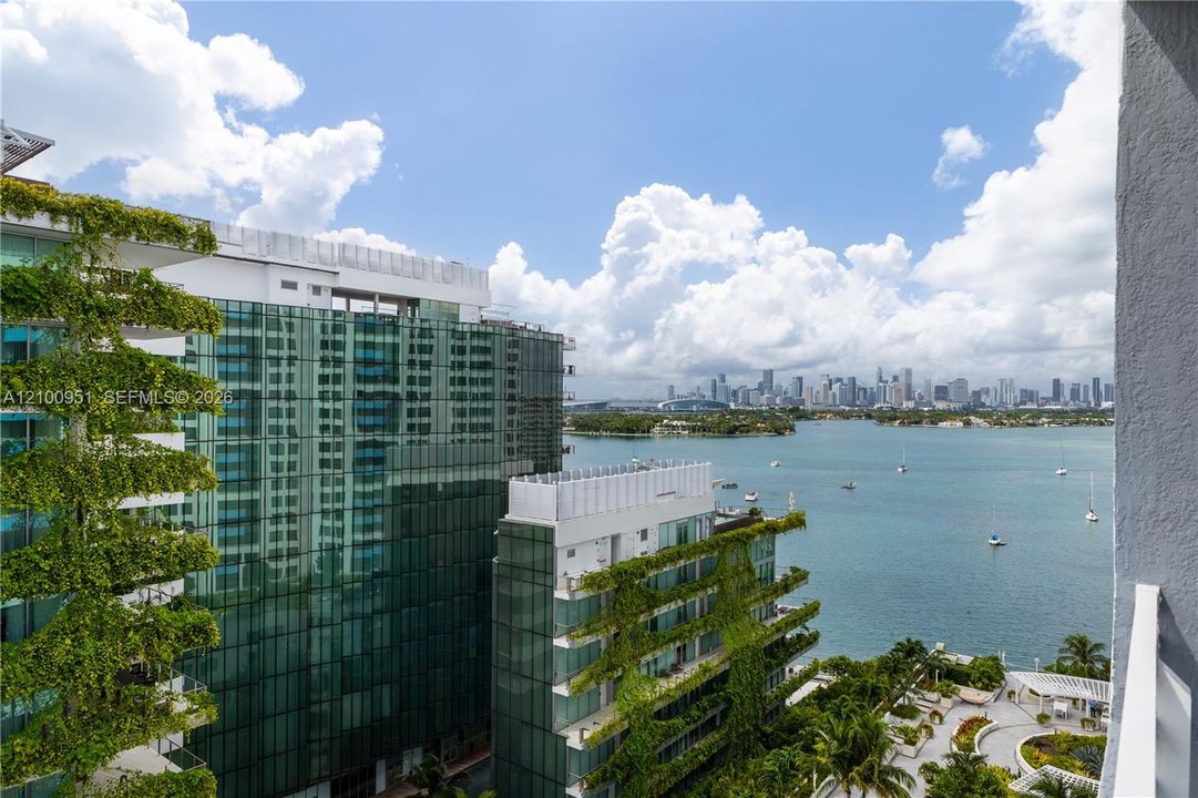 For Rent: $7,000 (2 beds, 2 baths, 1262 Square Feet)