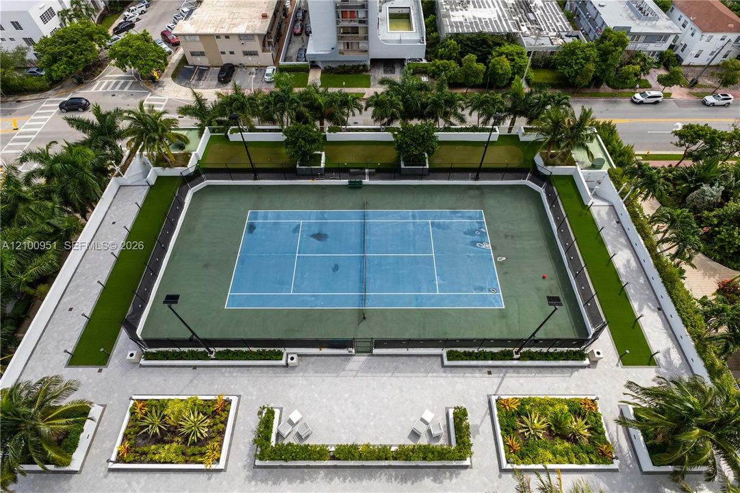 For Rent: $7,000 (2 beds, 2 baths, 1262 Square Feet)