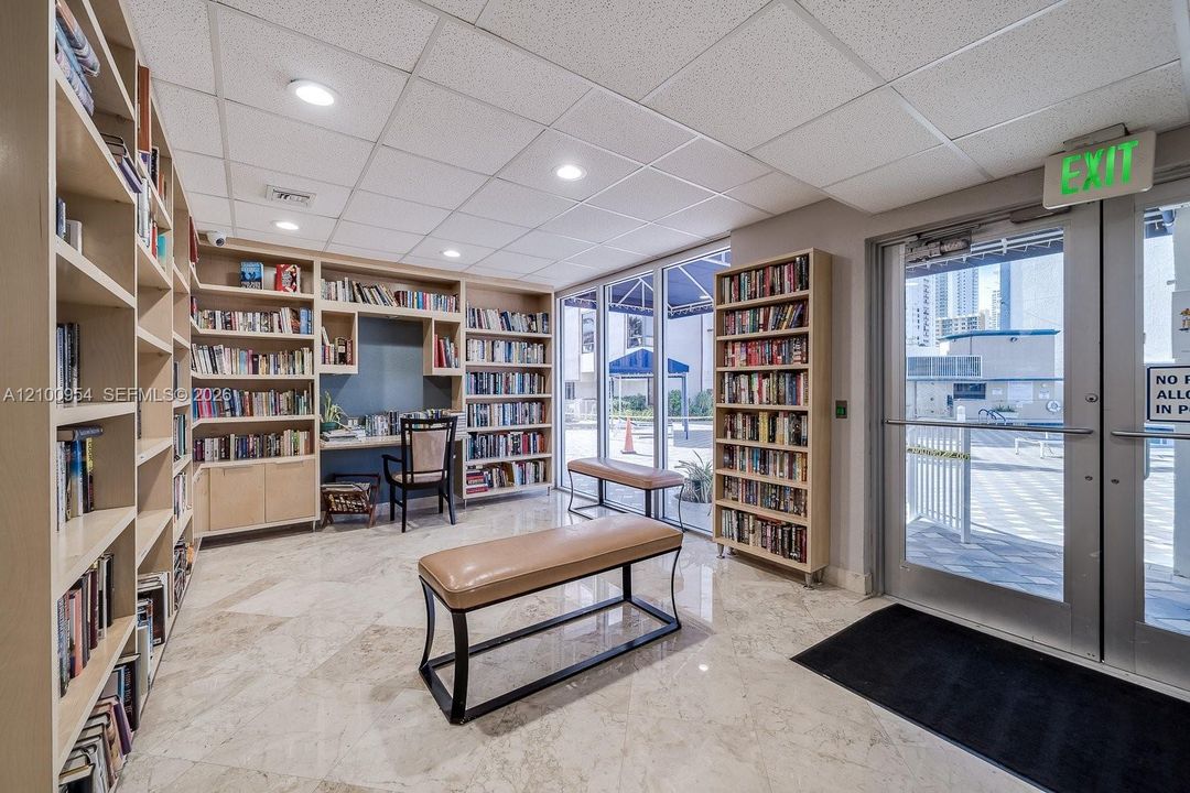 En Venta: $465,000 (2 camas, 2 baños, 1254 Pies cuadrados)