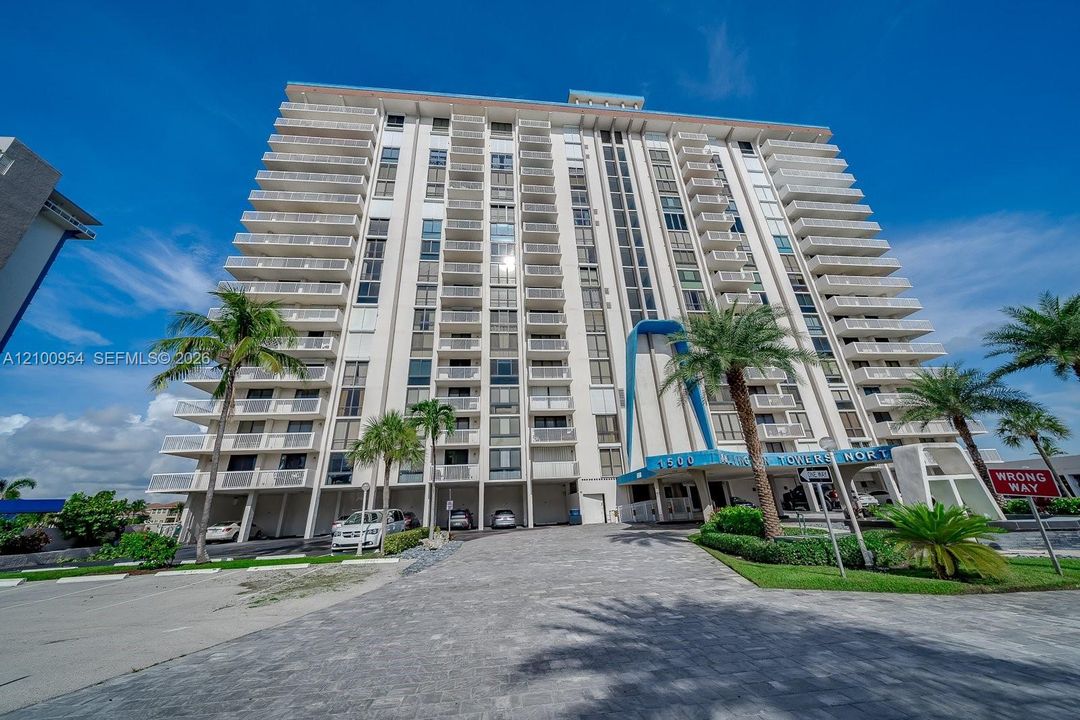 En Venta: $465,000 (2 camas, 2 baños, 1254 Pies cuadrados)
