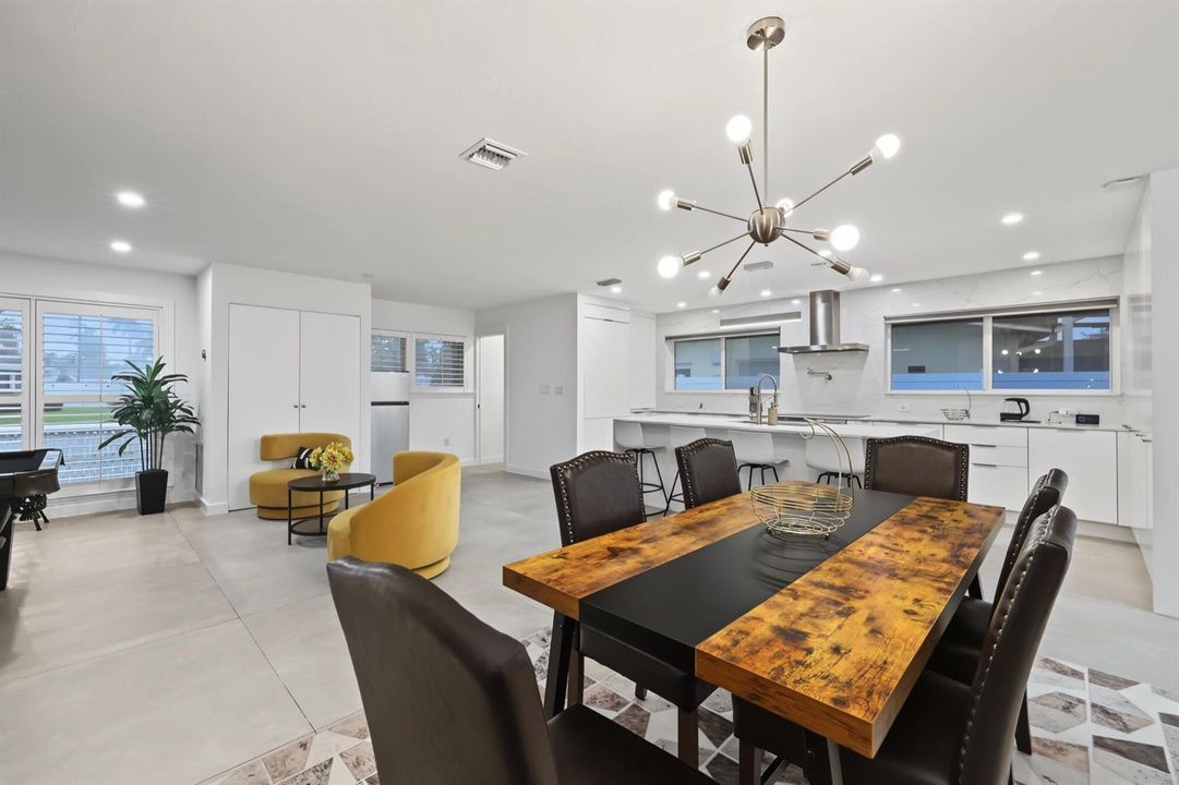 1311 SE 4th Ave -8