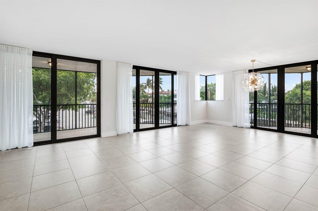 008-800JefferyStreet-201-BocaRaton-FL-33