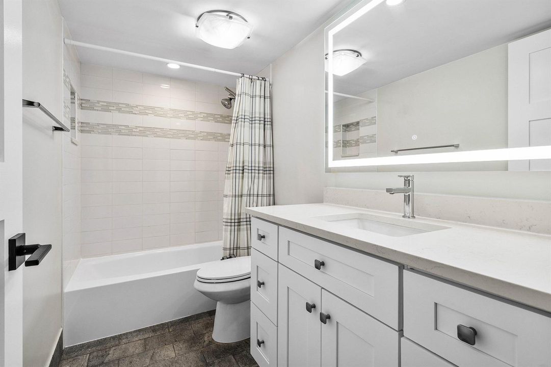 014-800JefferyStreet-201-BocaRaton-FL-33
