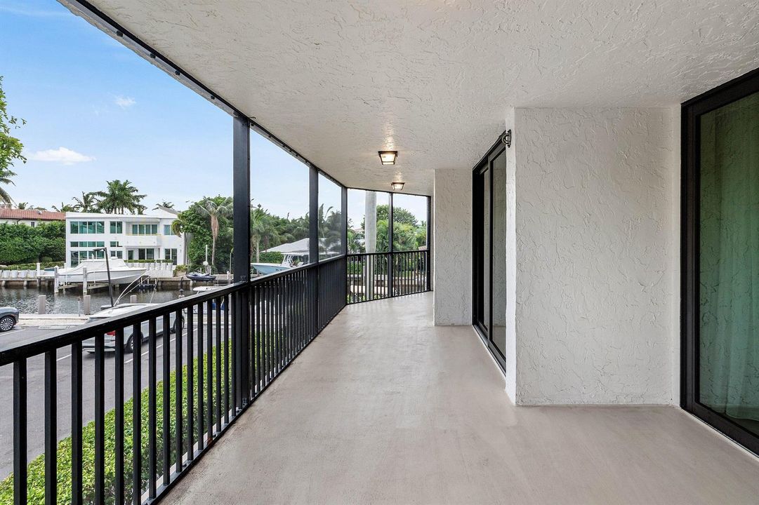 025-800JefferyStreet-201-BocaRaton-FL-33