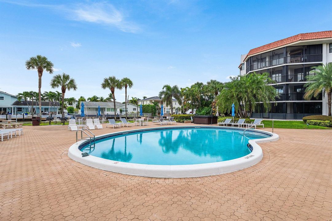 031-800JefferyStreet-201-BocaRaton-FL-33