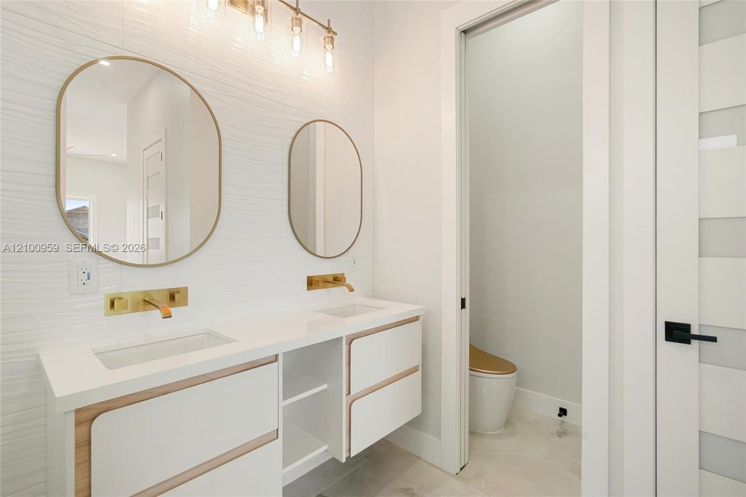 For Sale: $1,999,000 (4 beds, 4 baths, 0 Square Feet)