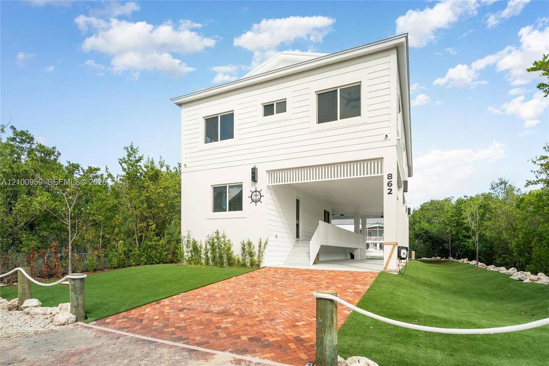 For Sale: $1,999,000 (4 beds, 4 baths, 0 Square Feet)